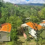 Confortable 2 Avec Terrasse, - Api-1-52-1748 *
